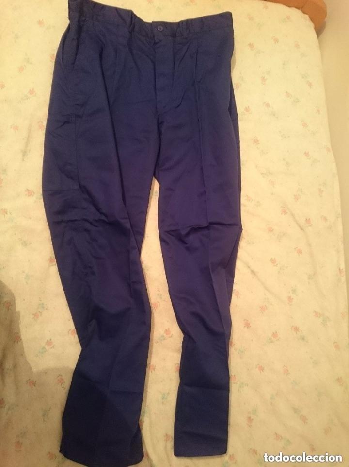 Andere Artikel: PANTALON DE TRABAJO AZUL OSCURO CON VARIOS BOLSILLOS EXTRAS -TALLA 50 Bolsillos finos.