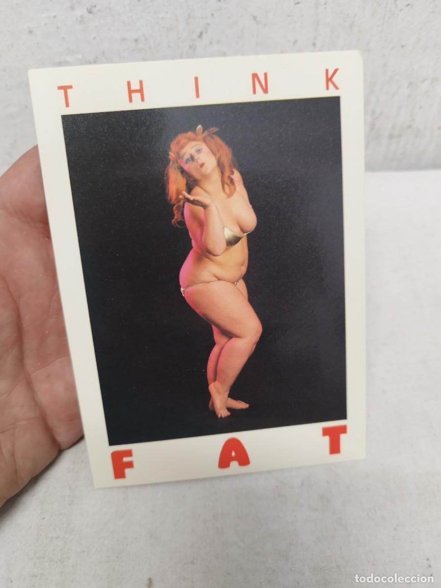 Andere Artikel: Tarjeta postal Think Fat Blowing Kisses London. Mujer bikini.