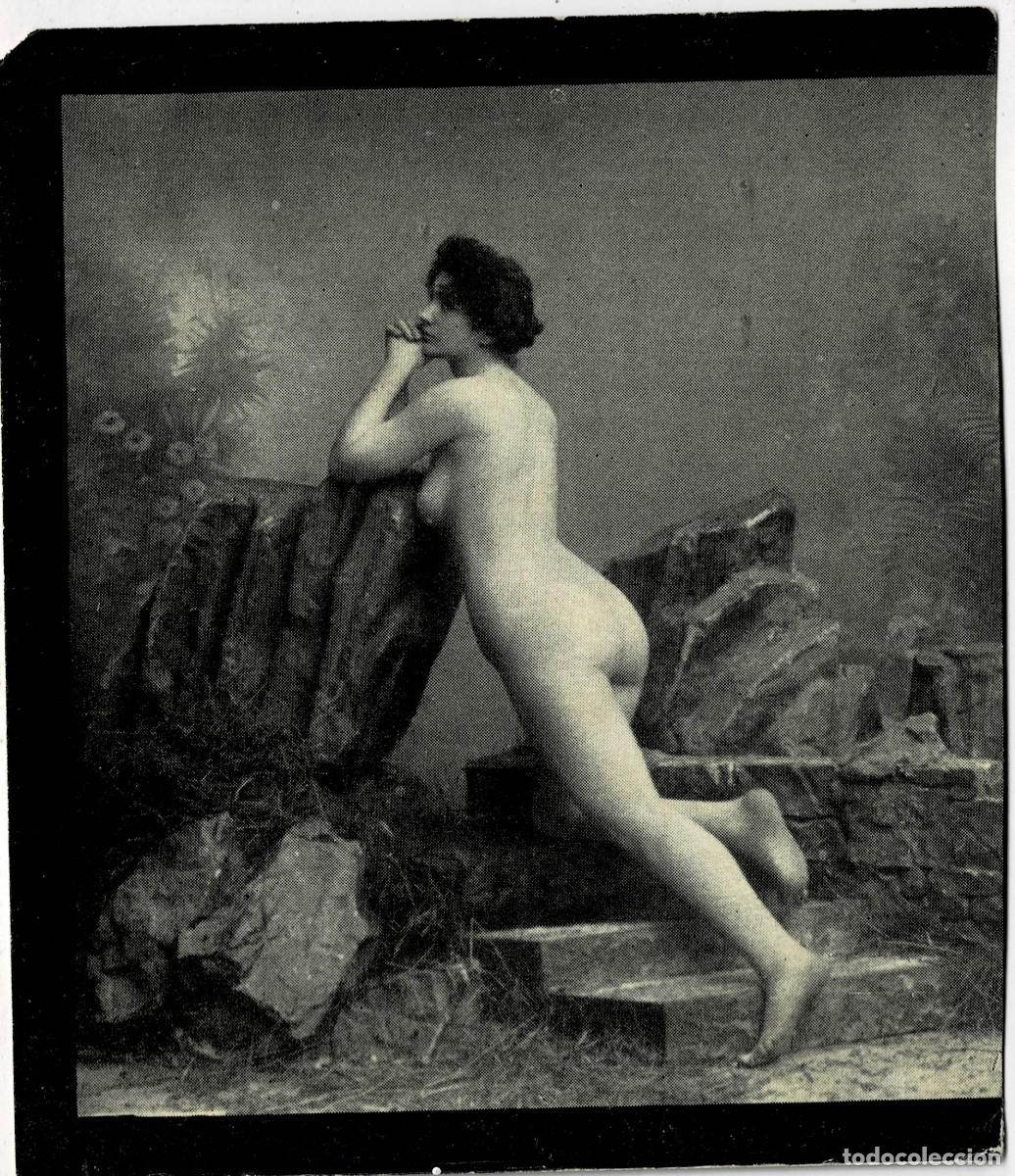 Autres: FOTOGRAFIA ESTEROSCOPICA EROTICA DE MUJER SOBRE PIEDRAS. P-ESTEROTICA-004