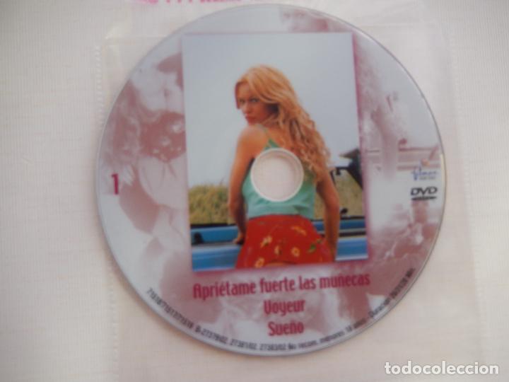 Filme: TRES PELICULAS PORNO SOLO PARA ADULTOS - VER TITULOS - APRIETAME FUERTE LAS MU&Ntilde;ECAS - VOYEUR