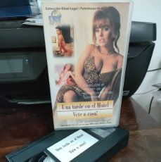 Peliculas: UNA TARDE EN EL HOTEL / VETE A CASA ! - VHS - EL MIRON JOHN LESLIE