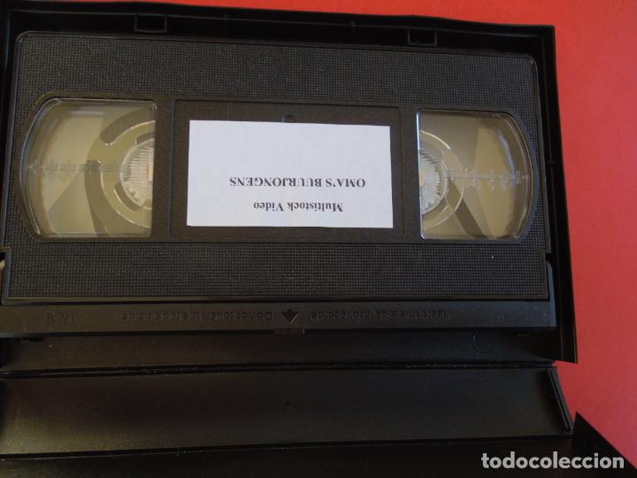 Filme: OMA'S BUURJONGENS - 100% AMATEUR - CINTA VHS PORNO SOLO PARA ADULTOS
