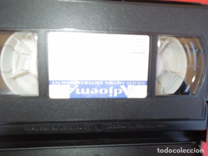 Filme: TEENIES - OLD SCHOOL - GRANDMAS'S SURPRISE - CINTA VHS PORNO SOLO PARA ADULTOS