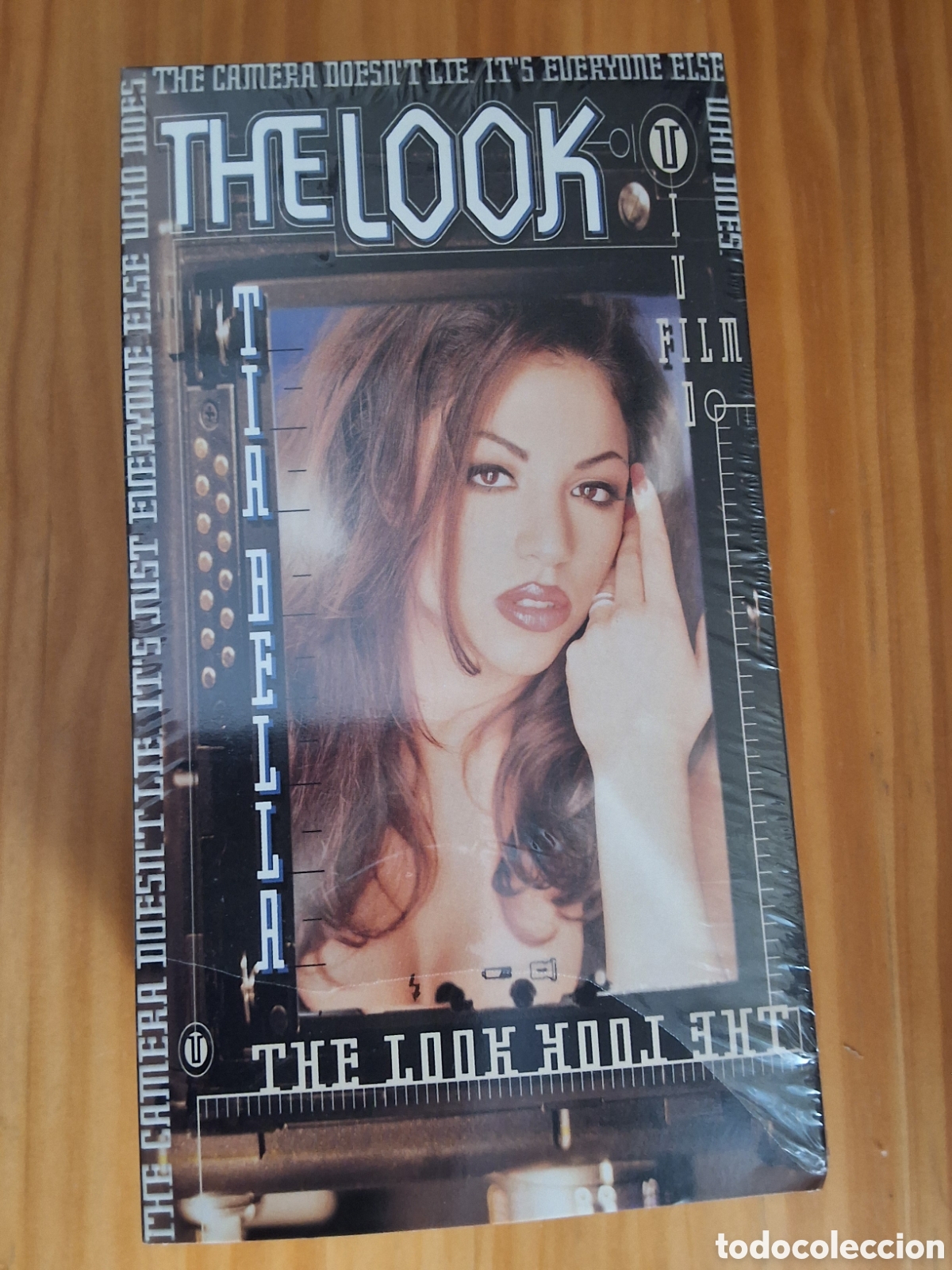 Peliculas: The look the c&aacute;mara doesn't lie. La c&aacute;mara no miente pel&iacute;cula VHS a&ntilde;o
