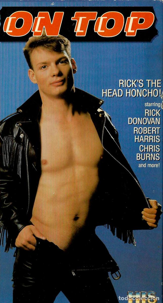 Peliculas: ON TOP RICK&acute;S THE HEAD HONCHO DONOVAN RANDY PAUL CORY MONROE CHRIS BURNS CHAZ HOLDERMAN FORD GAY VHS