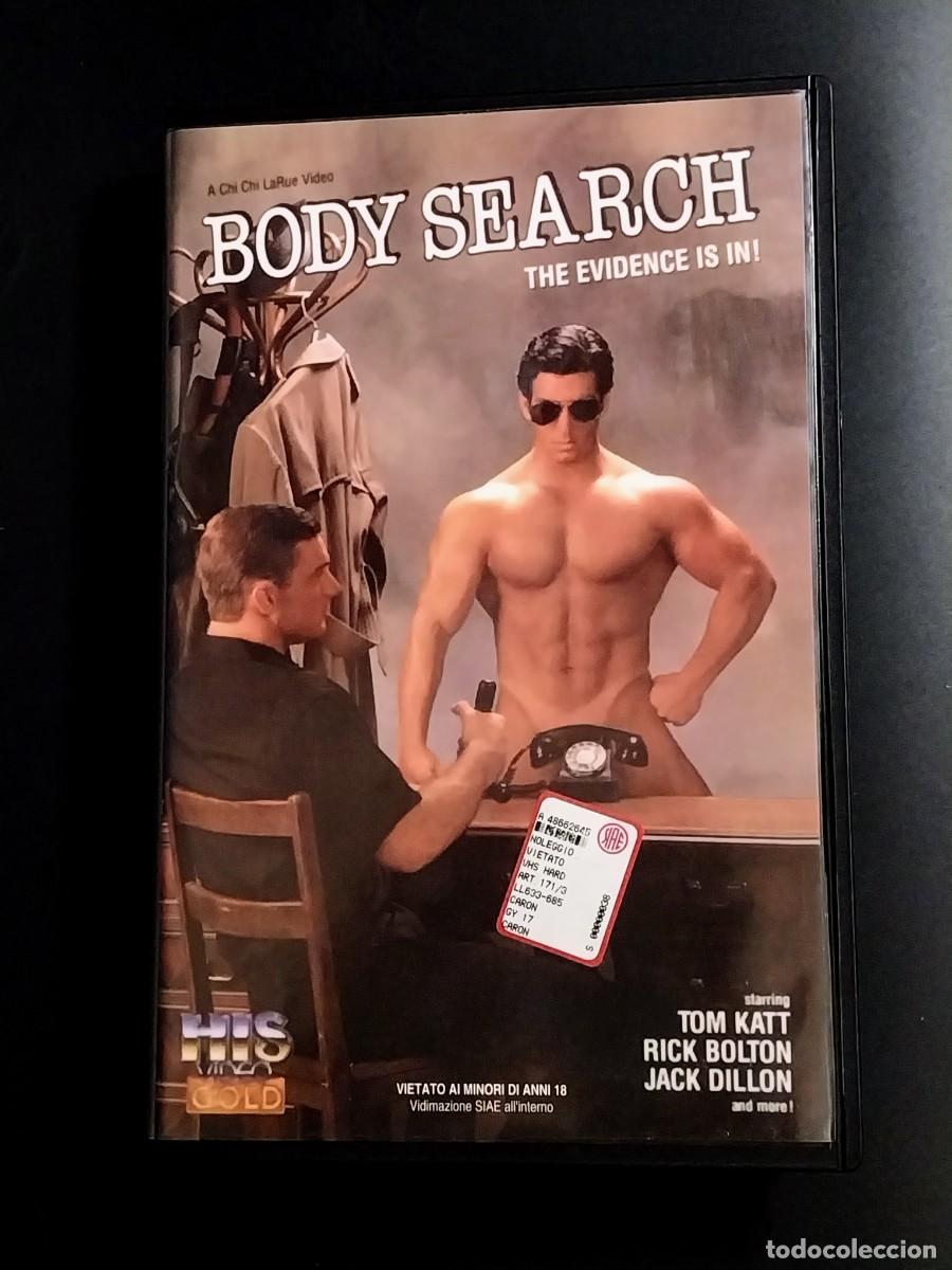 Peliculas: BODY SEARCH 1993 PAL VHS - CHI CHI LARUE - TOM KATT - RICK BOLTON - JACK DILLON - VINTAGE GAY PORN