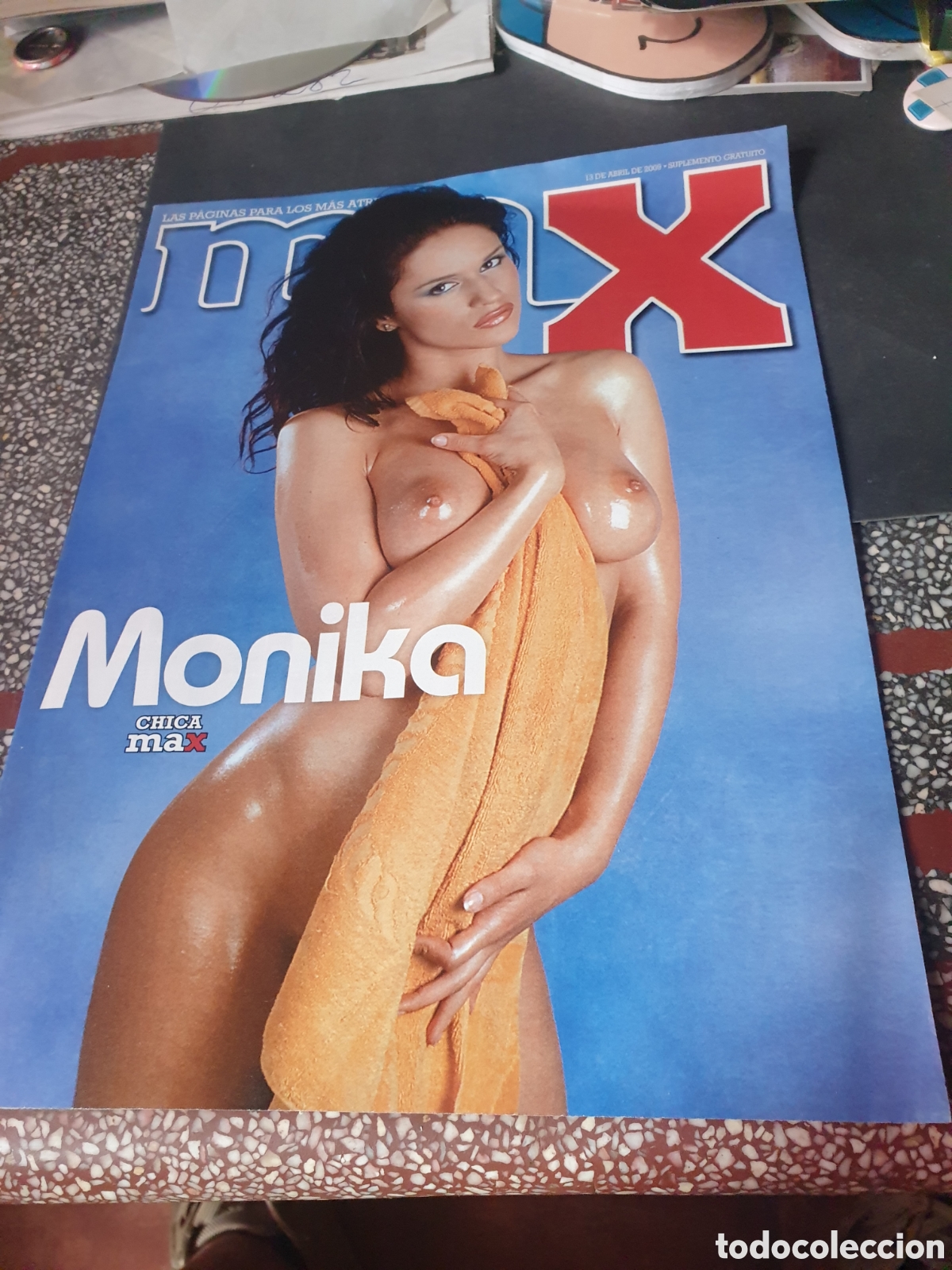 Journals: Revista erotica suplemento max chica Monika