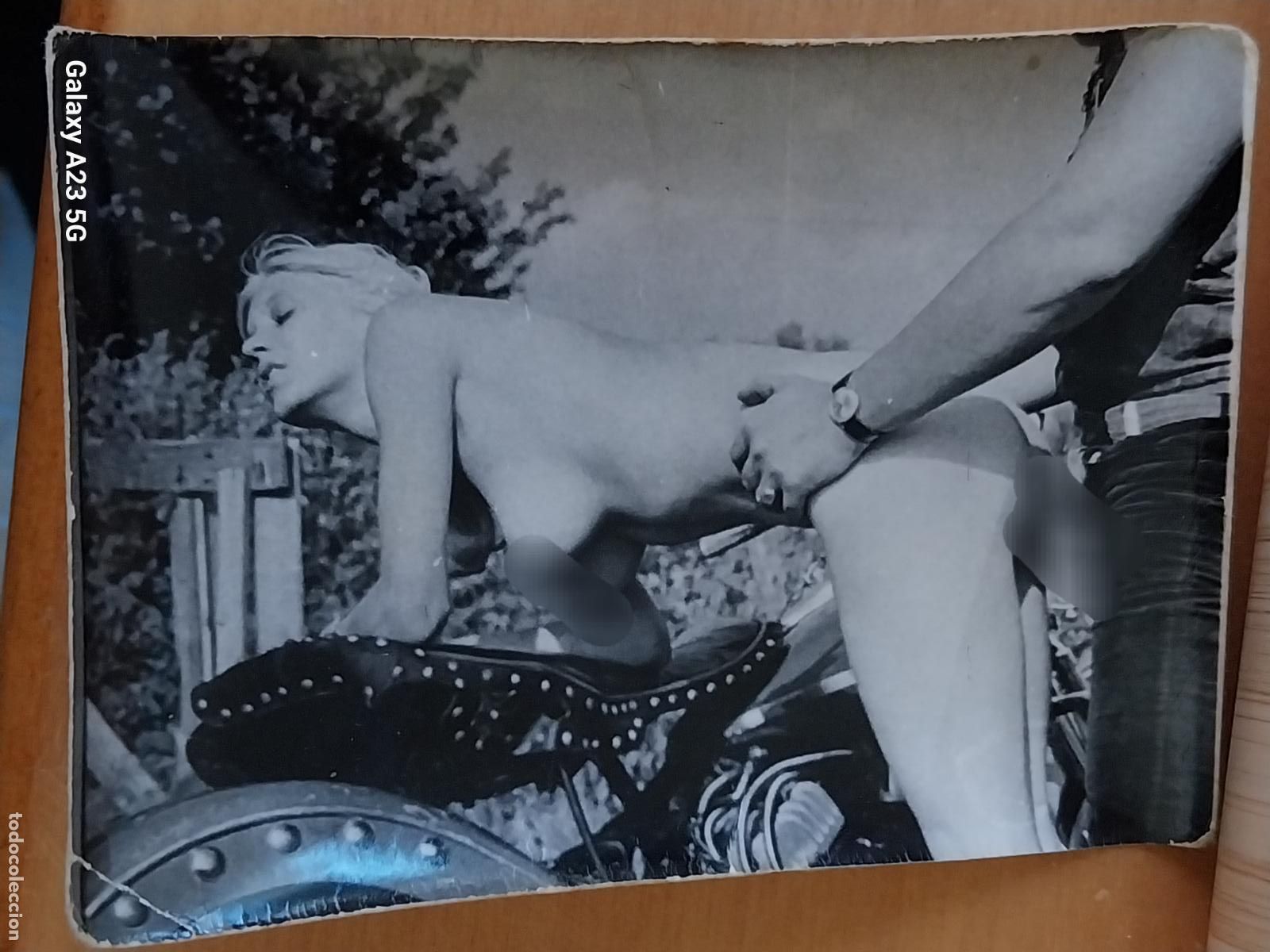 Revistas: EROTICA FOTO ORIGINAL MUJER HOMBRE moto ESCENA 10.5X7.5CMS ADULTOS **...