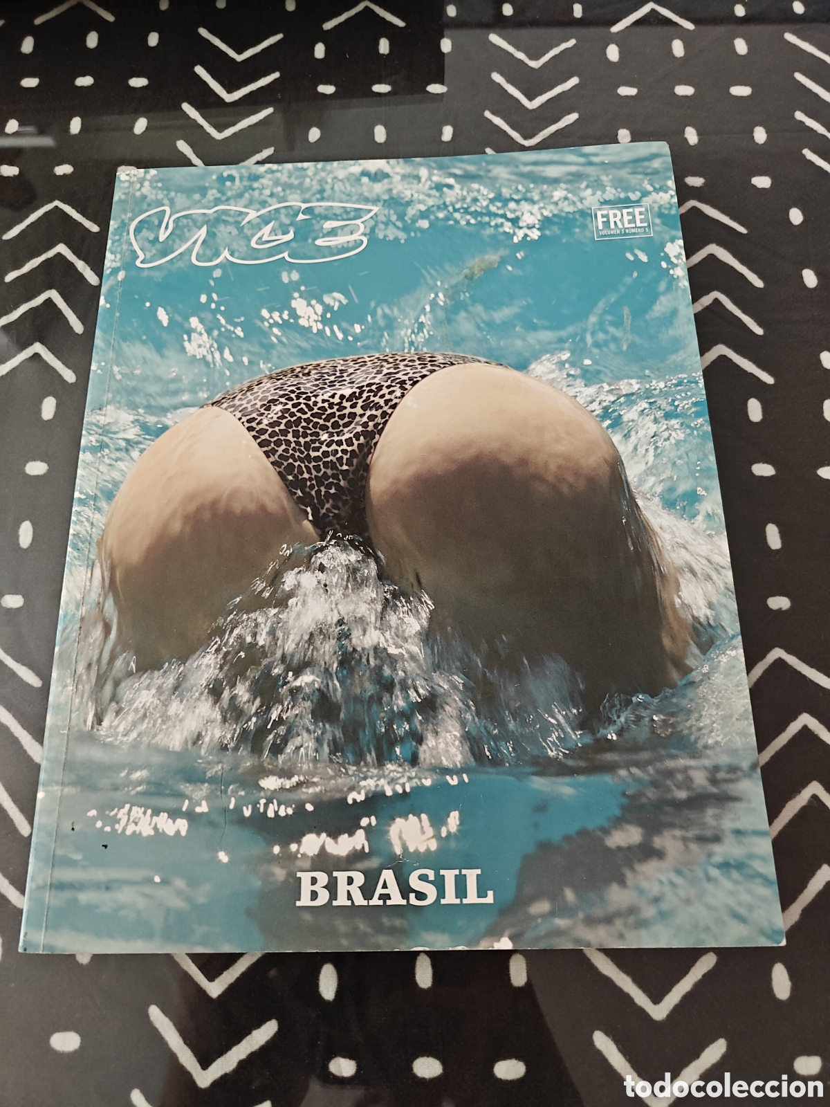 Revistas: REVISTA VICE BRASIL &ndash; Volume 3 N&ordm; 5 &ndash; Edici&oacute;n brasile&ntilde;a &ndash; Cultura, fotograf&iacute;a y underground