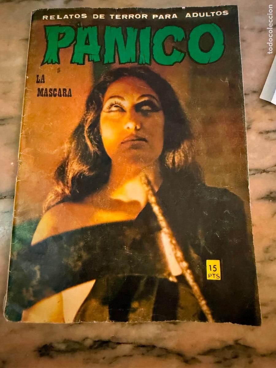 Revistas: Relatos de terror para adultos(P&Aacute;NICO)