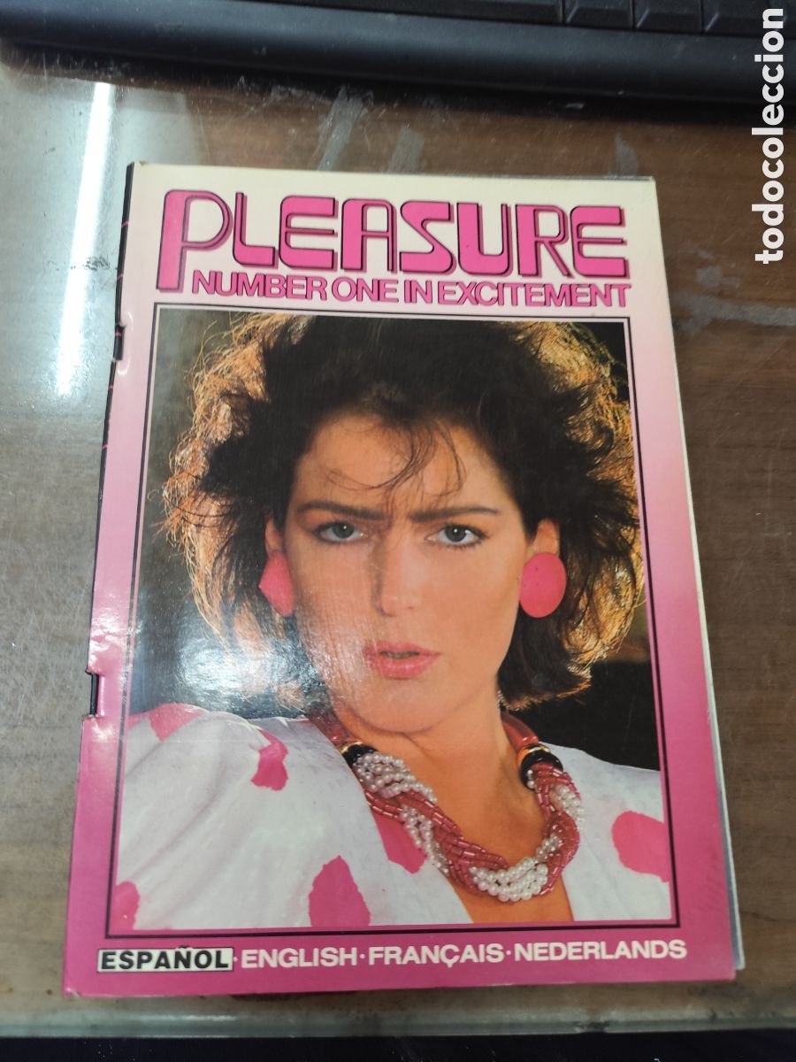 Revistas: Lote 2 ejemplares Revista Erotica Porno Pleasure n.42 y 43. incluye p&oacute;ster central