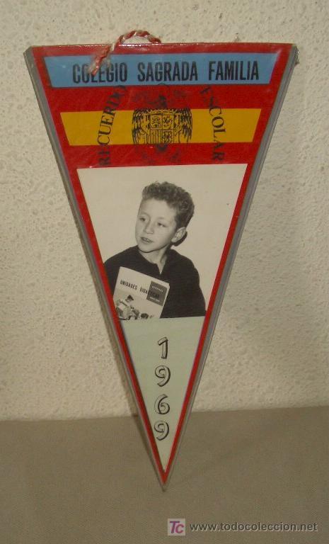 Collection pennants: BANDER&Iacute;N DE COLEGIO SAGRADA FAMILIA,A&Ntilde;O 1969