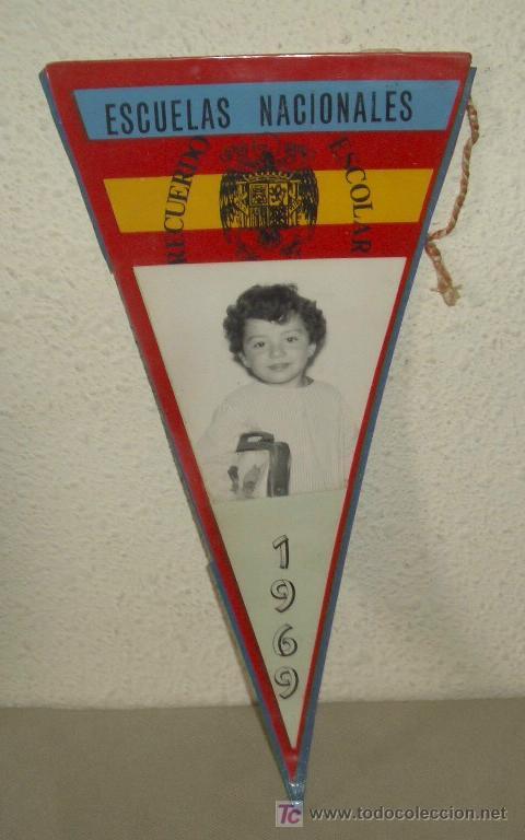 Collection pennants: BANDER&Iacute;N DE ESCUELAS NACIONALES,A&Ntilde;O 1969