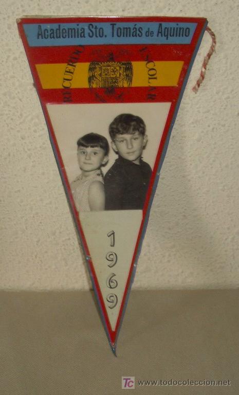 Collection pennants: BANDER&Iacute;N ACADEMIA STO.TOM&Aacute;S DE AQUINO,A&Ntilde;O 1969