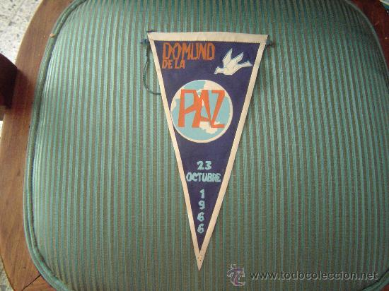 Sammlung von Wimpeln: Banderin Domund de la Paz 1966.