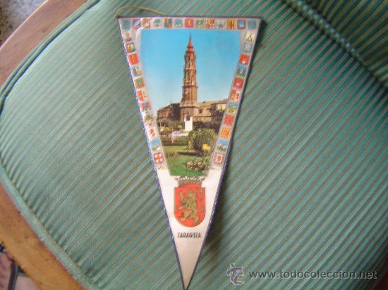 Sammlung von Wimpeln: Banderin  pl&aacute;stificado Zaragoza.