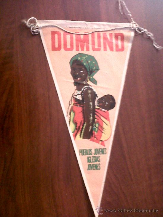 Fanions de collection: BANDERIN DOMUND-PUEBLOS JOVENES IGLESIAS JOVENES-14X27