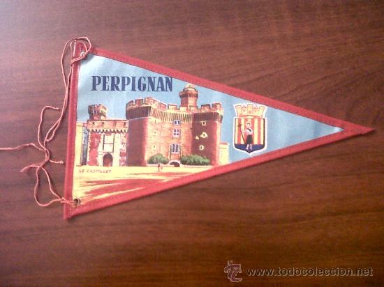 Fanions de collection: BANDERIN PERPIGNAN-LE CASTILLET  ET LE CANIGOU-14X23