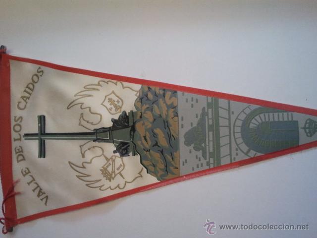 Bandierine di collezione: Antiguo banderin del Valle de los Caidos a&ntilde;os 60  Antiguo banderin del Valle de los Caidos a&ntilde;os 60,