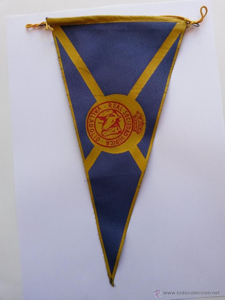 Collection pennants: Banderin de valladolid ,real sociedad hipica de 27 cms