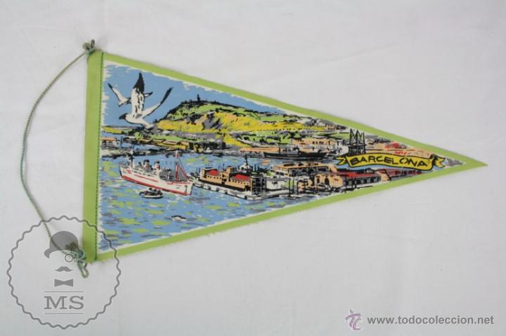 Galhardetes de cole&ccedil;&atilde;o: Bander&iacute;n de Tela, A&ntilde;os 60-70 - Puerto de Barcelona - Medidas 28 x 15 Cm