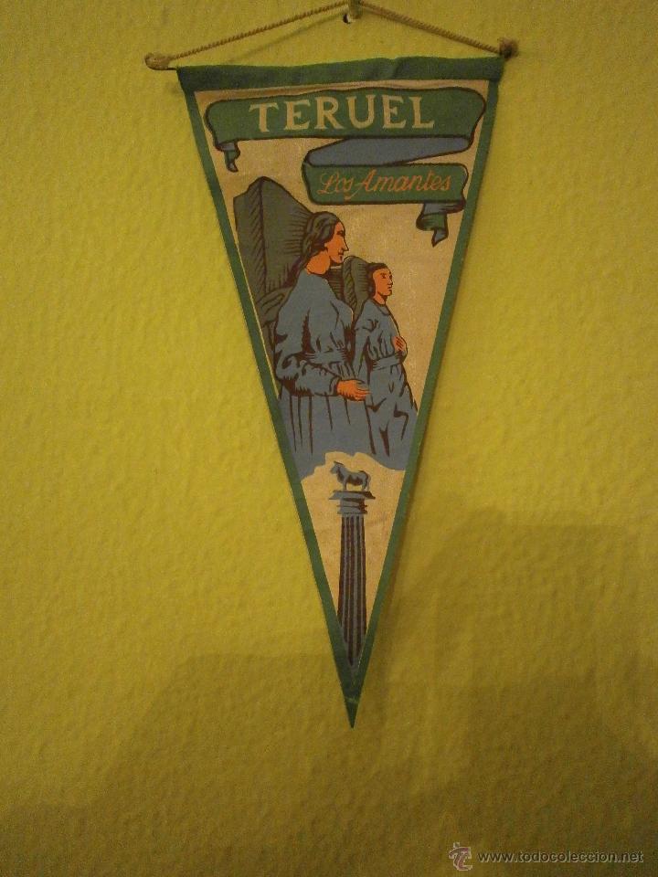 Collection pennants: BANDERIN TERUEL LOS AMANTES