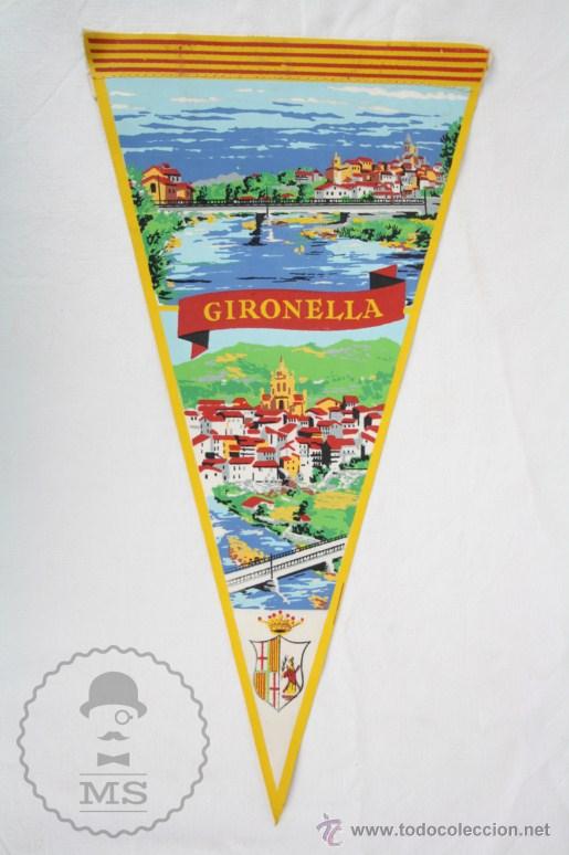 Sammlung von Wimpeln: Bander&iacute;n de Tela, A&ntilde;os 60-70 - Gironella - Medidas 28,5 x 14,5 Cm
