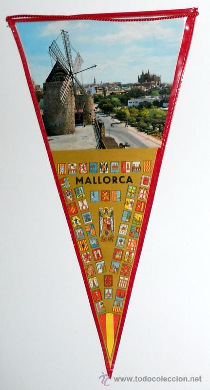 Sammlung von Wimpeln: BANDERIN ANTIGUO PLASTIFICADO. MALLLORCA. ISLAS BALEARES. ESCUDO FRANQUISTA. TURISMO VINTAGE.