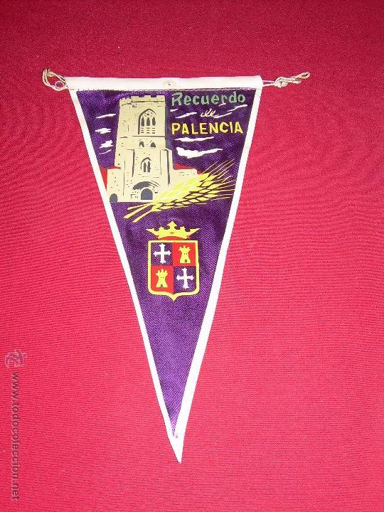 Sammlung von Wimpeln: BANDERIN RECUERDO DE PALENCIA - A&Ntilde;OS 60