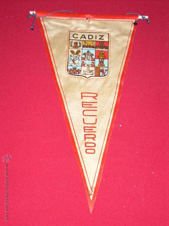 Sammlung von Wimpeln: BANDERIN RECUERDO DE CADIZ - A&Ntilde;OS 60 - ESCUDO