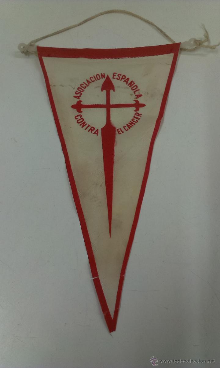 Collection pennants: BANDERIN DE LA  ASOCIACION ESPA&Ntilde;OLA CONTRA EL CANCER