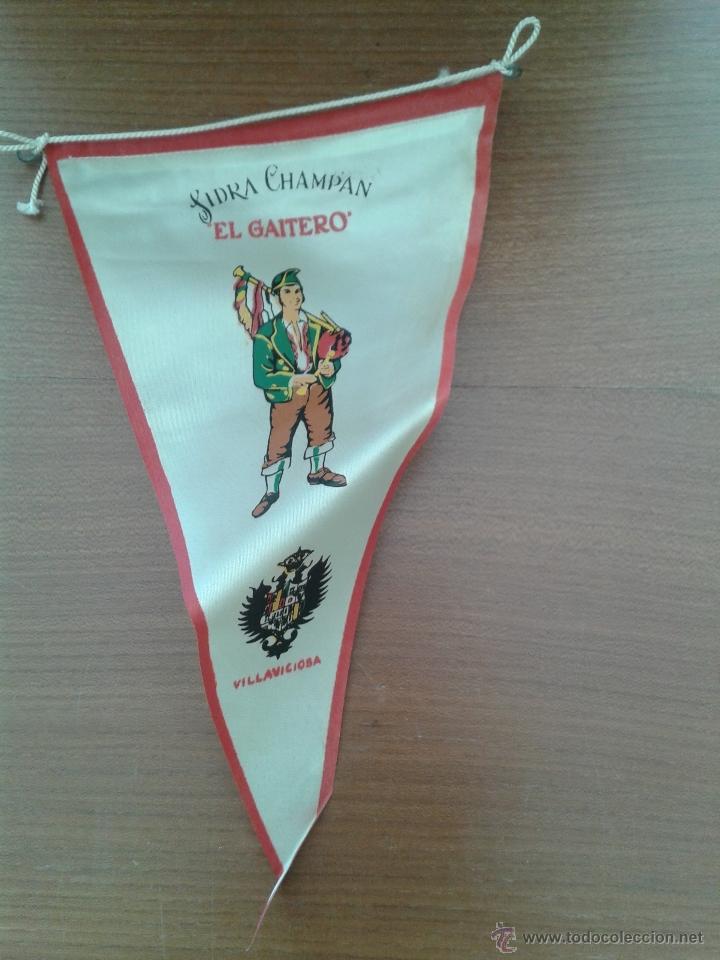 Collection pennants: BANDERIN ANTIGUO SIDRA EL GAITERO VILLAVICIOSA, COMO SE APRECIA UN PELIN CON DOBLEZ EN EL MEDIO