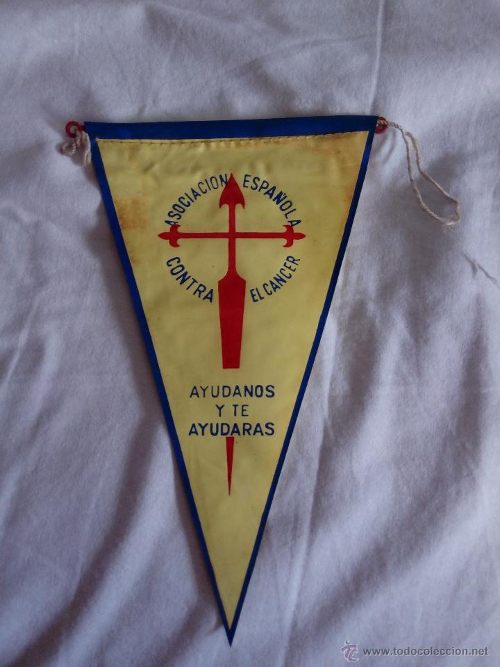 Collection pennants: BANDER&Iacute;N ASOCIACI&Oacute;N ESPA&Ntilde;OLA CONTRA EL C&Aacute;NCER (AMARILLO-AZUL-ROJO)
