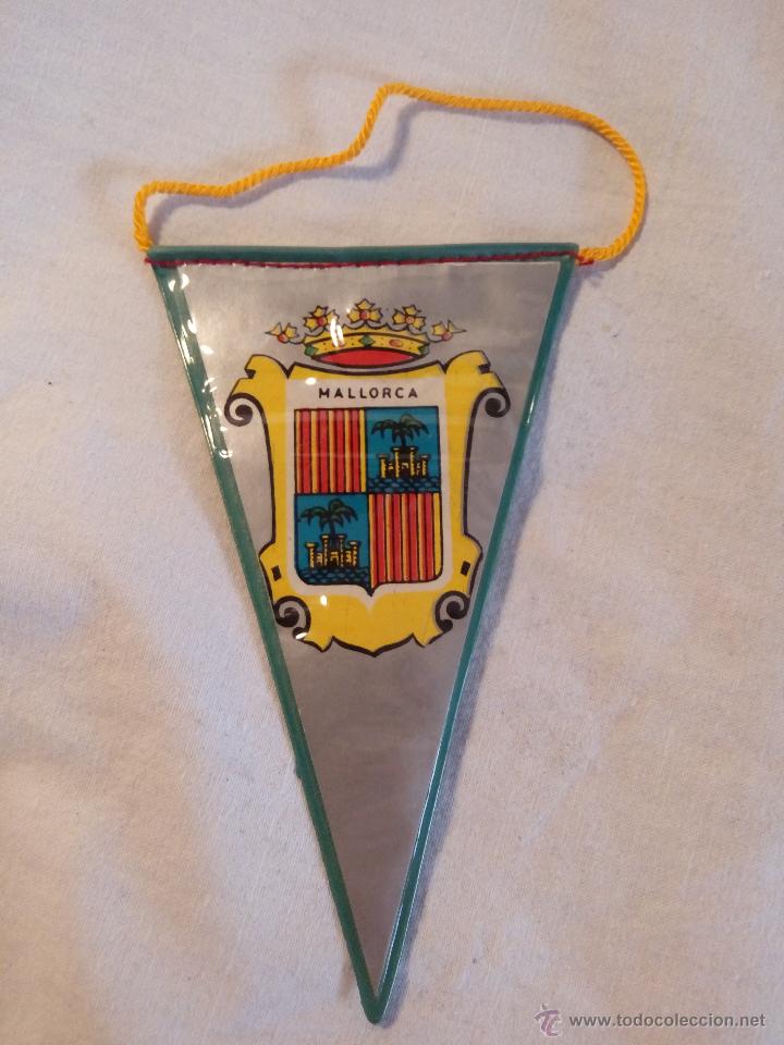 Collection pennants: BANDER&Iacute;N MINI PLASTIFICADO ESCUDO MUNICIPAL DE MALLORCA