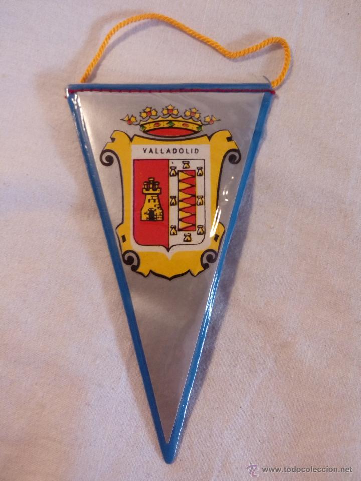 Collection pennants: BANDER&Iacute;N MINI PLASTIFICADO ESCUDO MUNICIPAL DE VALLADOLID