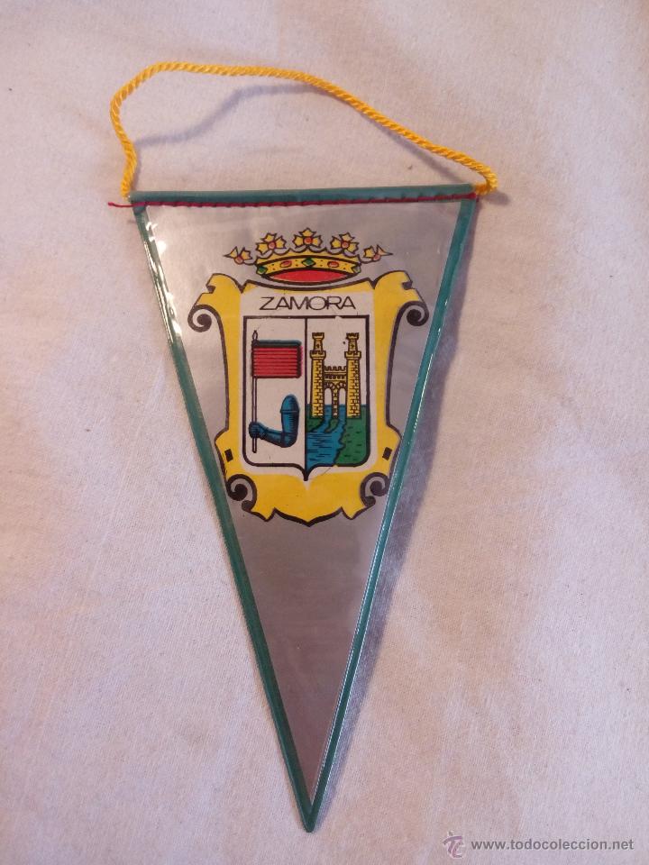 Collection pennants: BANDER&Iacute;N MINI PLASTIFICADO ESCUDO MUNICIPAL DE ZAMORA (VERDE)