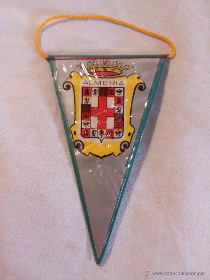 Collection pennants: BANDER&Iacute;N MINI PLASTIFICADO ESCUDO MUNICIPAL DE ALMER&Iacute;A
