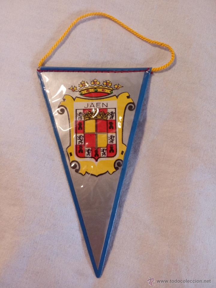 Collection pennants: BANDER&Iacute;N MINI PLASTIFICADO ESCUDO MUNICIPAL DE JA&Eacute;N