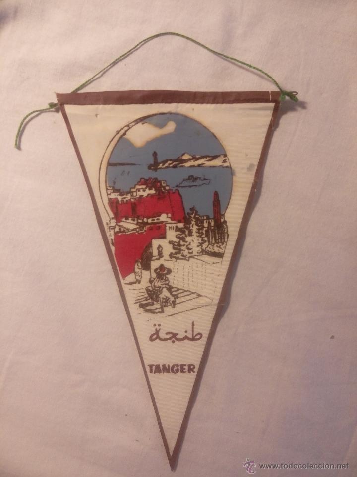 Collection pennants: BANDER&Iacute;N AFRICANO T&Aacute;NGER