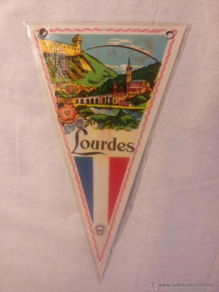 Collection pennants: BANDER&Iacute;N MINI PLASTIFICADO RUGOSO LOURDES FRANCIA