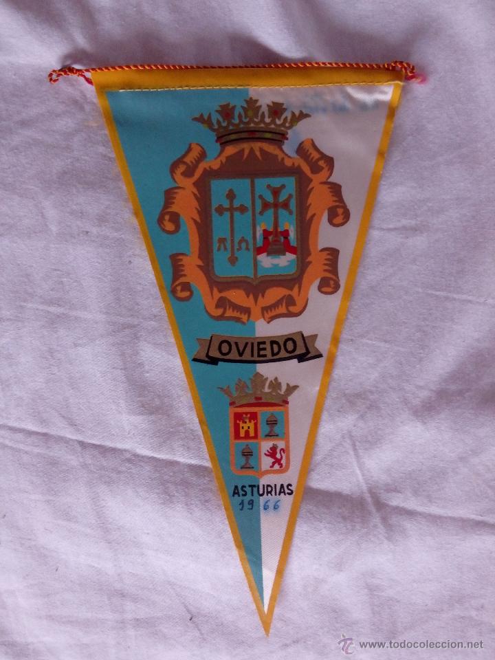 Collection pennants: BANDER&Iacute;N LONA OVIEDO ASTURIAS A&Ntilde;OS 60