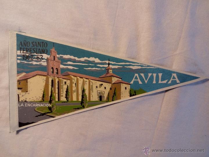Collection pennants: BANDER&Iacute;N A&Ntilde;O SANTO TERESIANO 1962-63 LA ENCARNACI&Oacute;N &Aacute;VILA A&Ntilde;OS 60