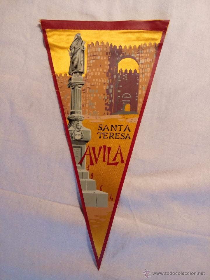 Collection pennants: BANDER&Iacute;N LONA SANTA TERESA &Aacute;VILA A&Ntilde;OS 60