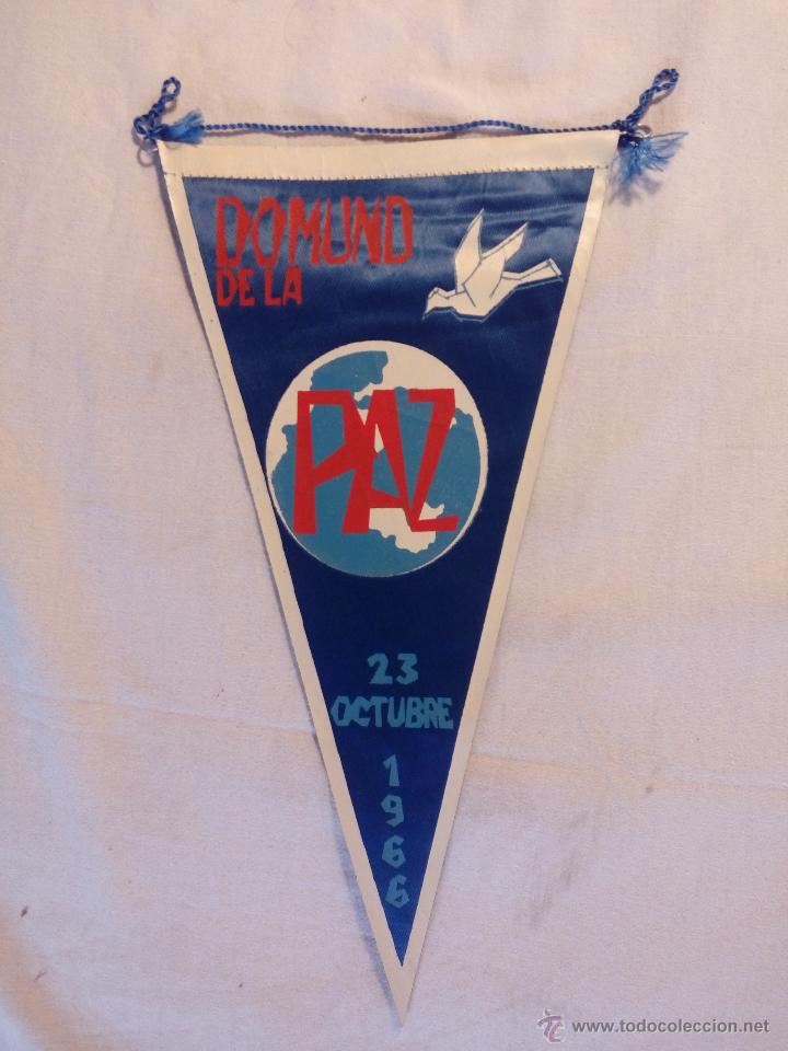 Sammlung von Wimpeln: BANDER&Iacute;N DOMUND DE LA PAZ 1966