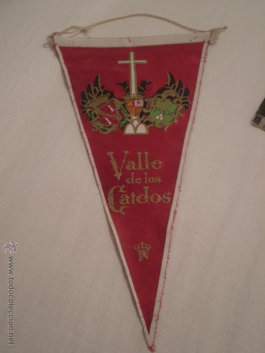 Sammlung von Wimpeln: ANTIGUO BANDERIN VALLE DE LOS CAIDOS.PATRIMONIO NACIONAL.LAUPE.MADRID.A&Ntilde;OS 50,60