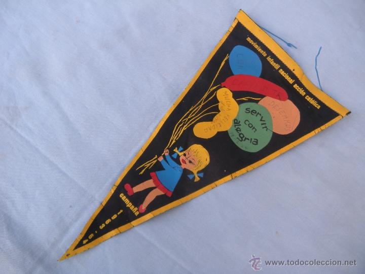 Sammlung von Wimpeln: BANDERIN DE TELA MOVIMIENTO INFANTILNACIONAL DE ACCI&Oacute;N CAT&Oacute;LICA 1963