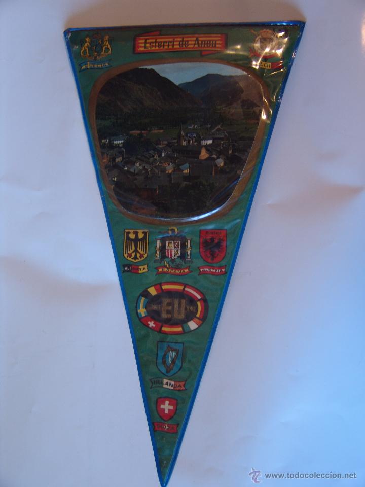 Sammlung von Wimpeln: BANDERIN DE ESTERRI DE ANEU A&Ntilde;OS 60-70