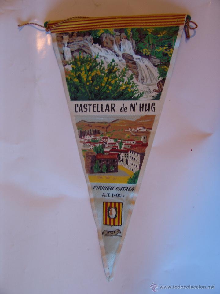 Bandierine di collezione: BANDERIN DE CASTELLAR DE N`HUG A&Ntilde;OS 60-70