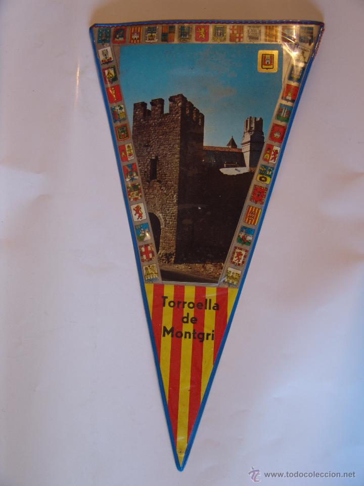 Bandierine di collezione: BANDERIN DE TORROELLA DE MONTGRI A&Ntilde;OS 60-70