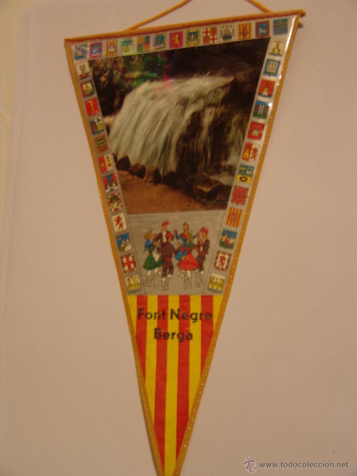 Bandierine di collezione: BANDERIN DE BERGA FONT NEGRE A&Ntilde;OS 60-70